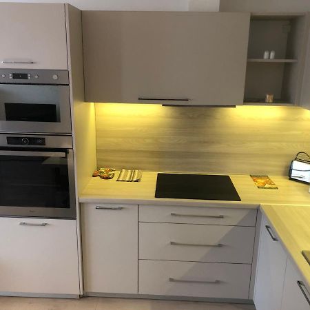 Diamond Apartman Debrecen Bagian luar foto