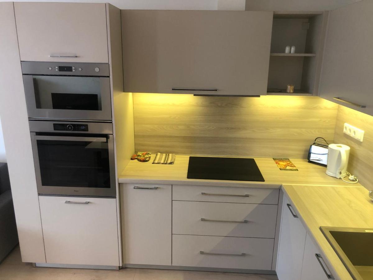 Diamond Apartman Debrecen Bagian luar foto