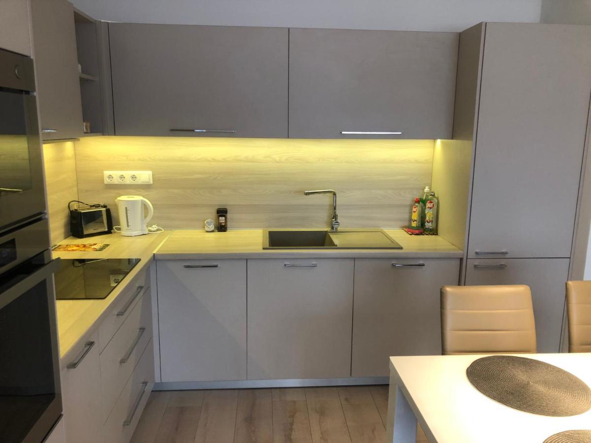 Diamond Apartman Debrecen Bagian luar foto