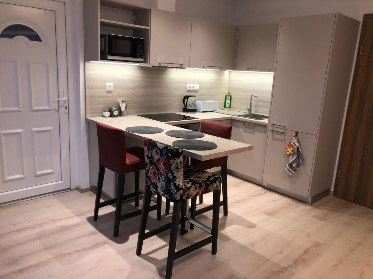 Diamond Apartman Debrecen Bagian luar foto