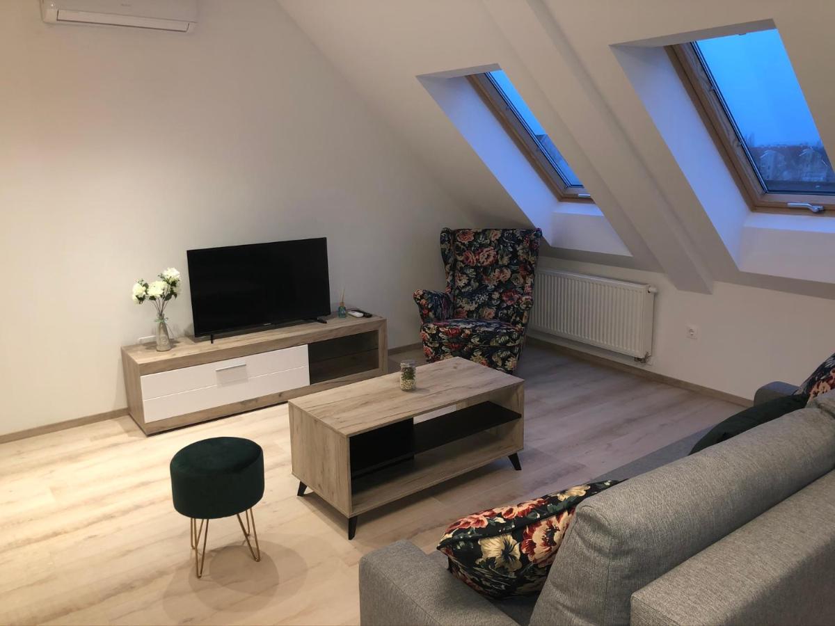 Diamond Apartman Debrecen Bagian luar foto