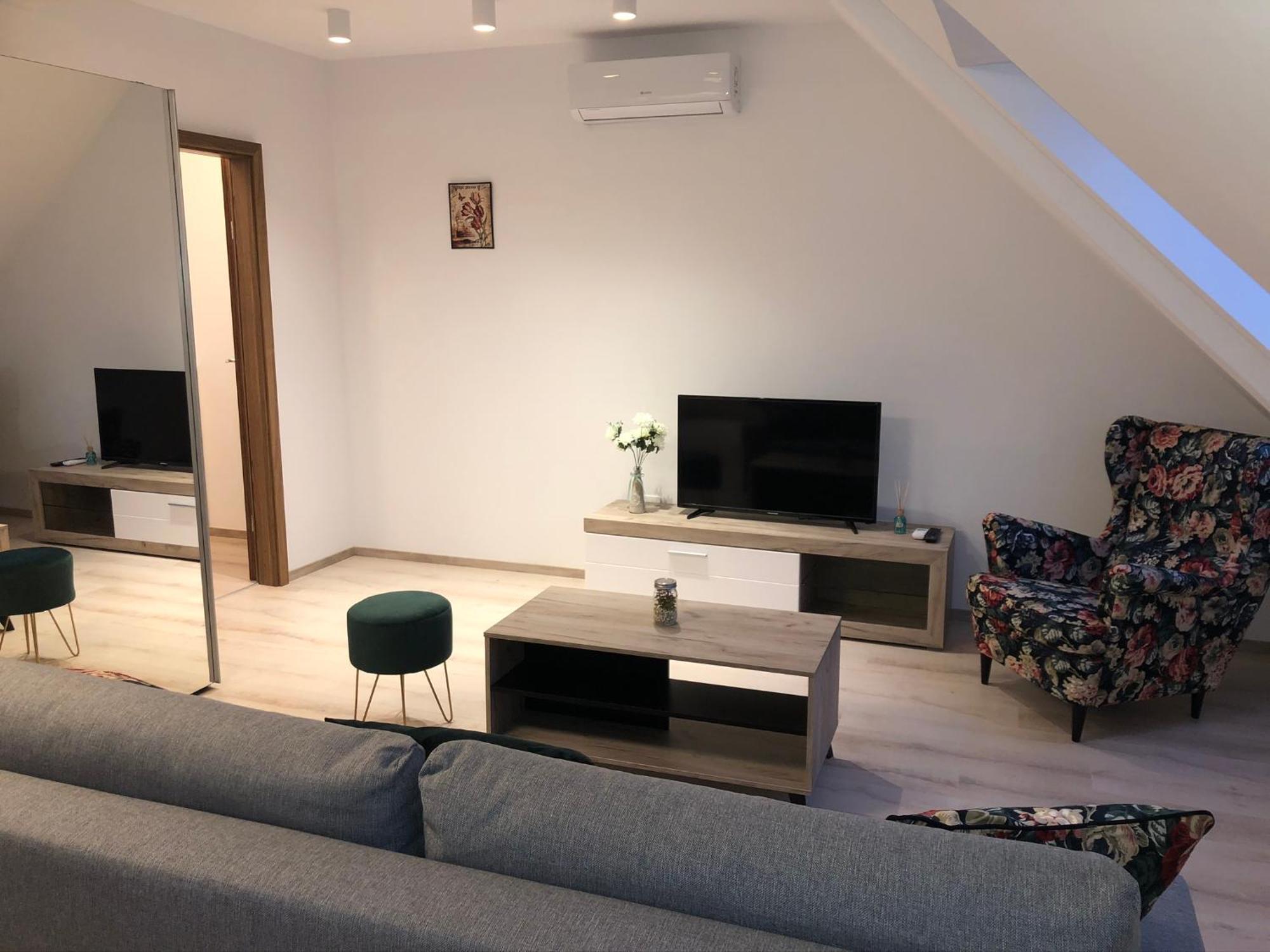 Diamond Apartman Debrecen Bagian luar foto
