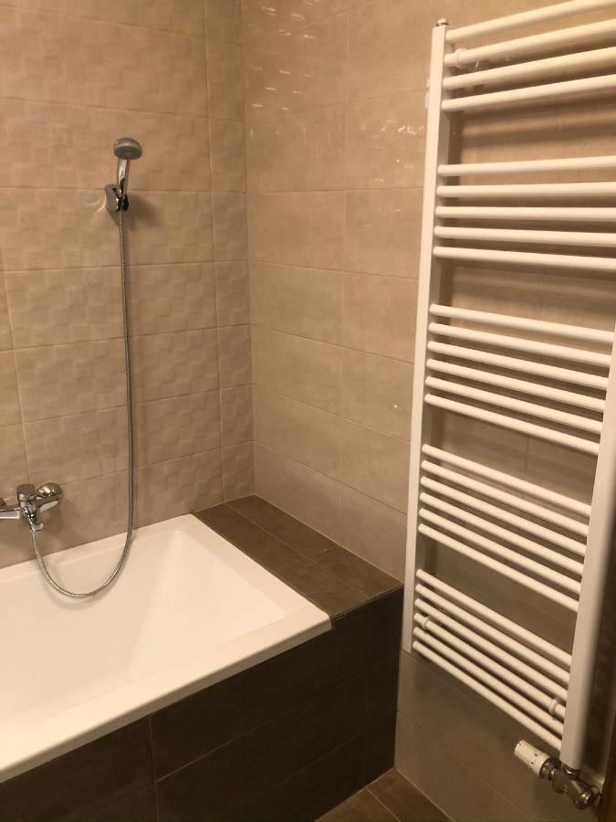 Diamond Apartman Debrecen Bagian luar foto