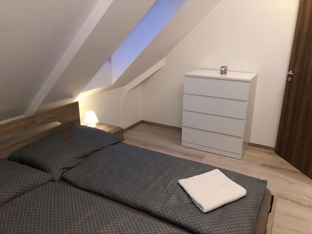 Diamond Apartman Debrecen Bagian luar foto